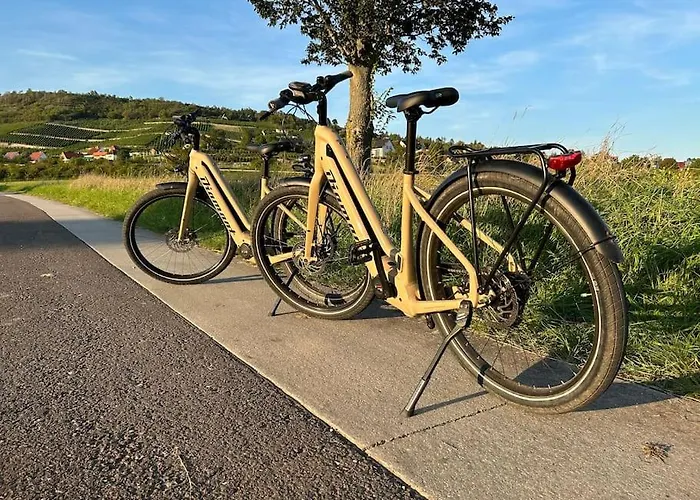 Cozy For Two Daire *